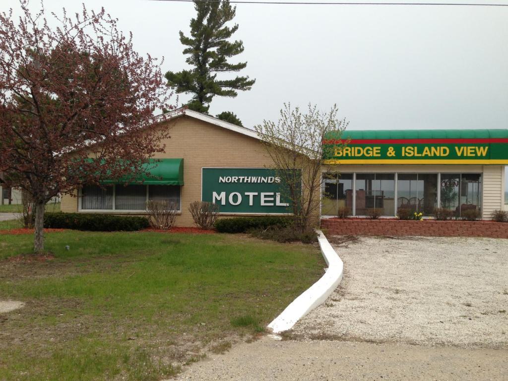 ماكيناو سيتي North Winds Motel المظهر الخارجي الصورة