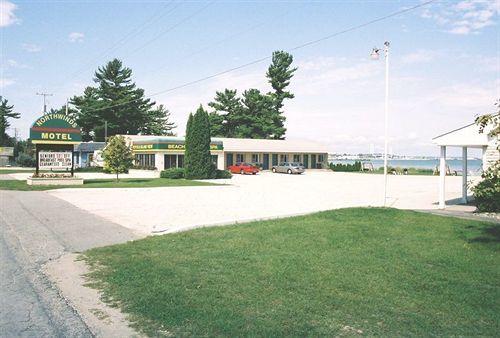 ماكيناو سيتي North Winds Motel المظهر الخارجي الصورة